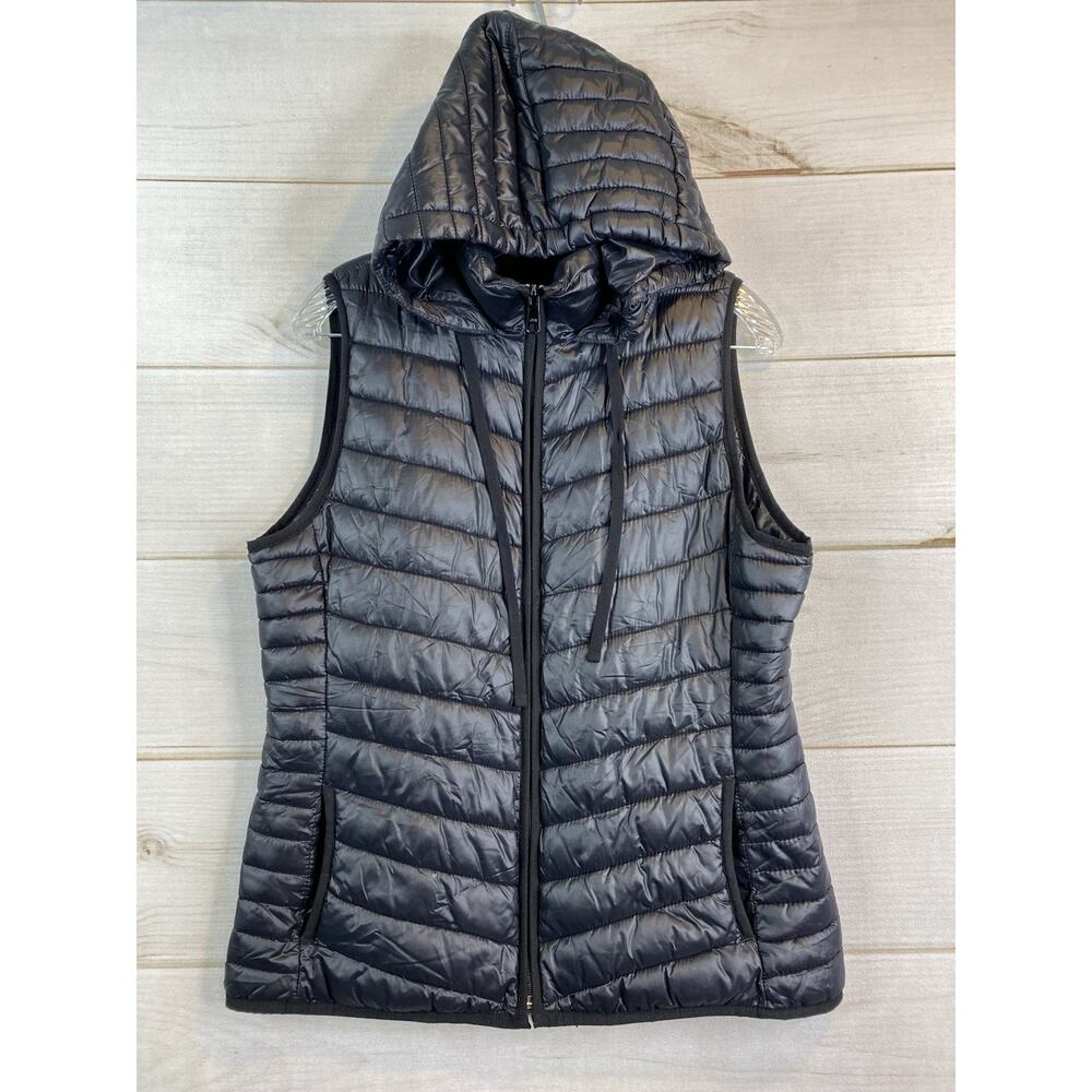 Old Navy Active Vest Womens M Black Hooded Full Zip Pockets Quilted Lightweight